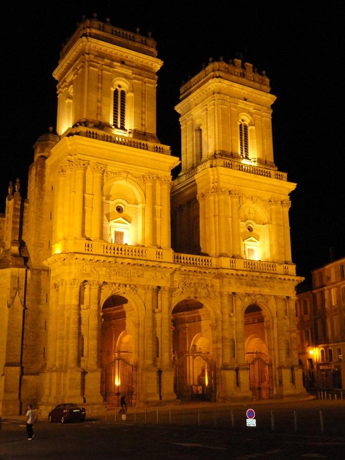 Auch - façade de la cathédrale Ste-Marie