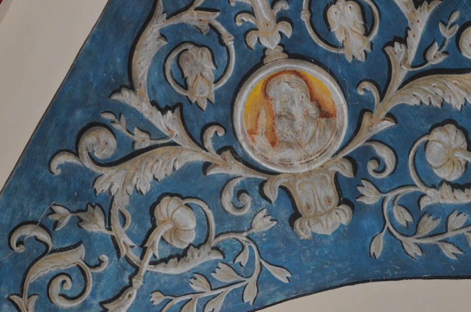 Gimbrède - détail peint de l'église